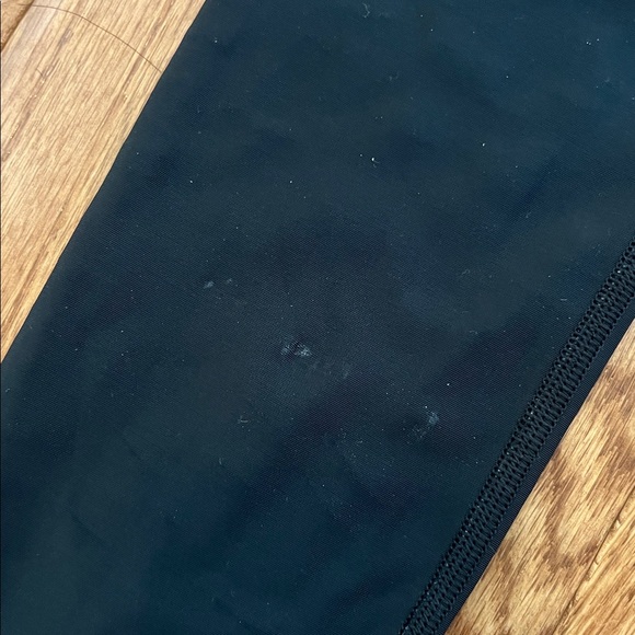 Under Armour Black Compression Leggings Pants Women’s Size Small - Picture 12 of 13